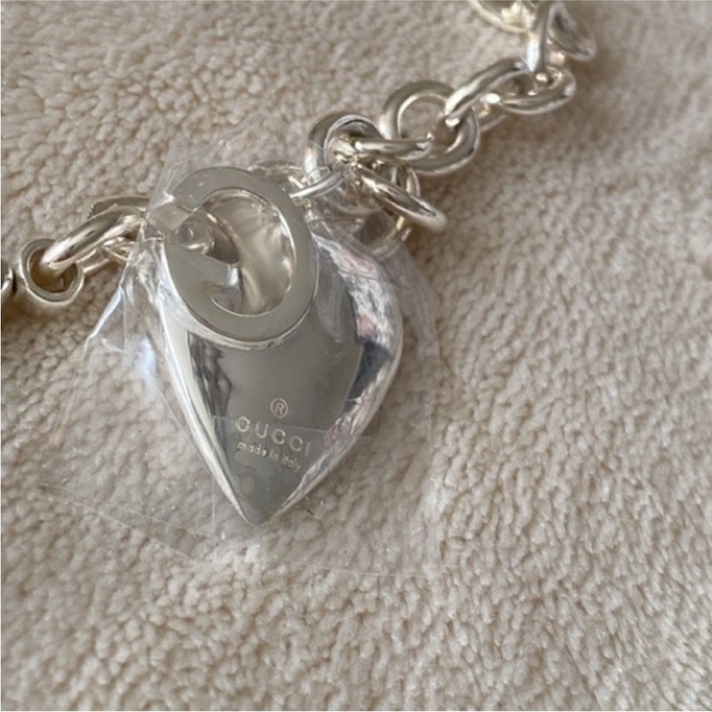 New no box size 18 Gucci Charlotte G Cutout Heart 925 St Silver Charm Bracelet - Picture 2 of 7
